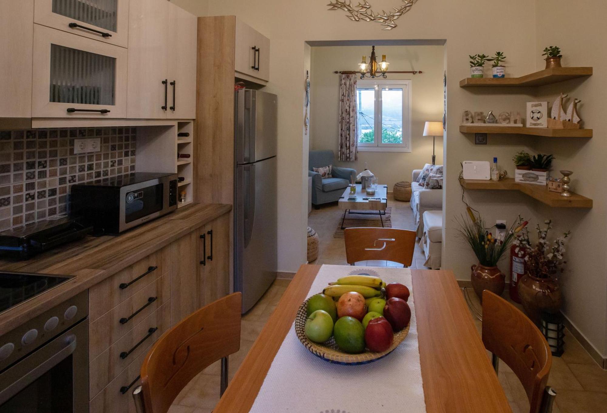 Ruby'S Summer House With Spacious Garden And Free Parking Gavrio Exterior photo