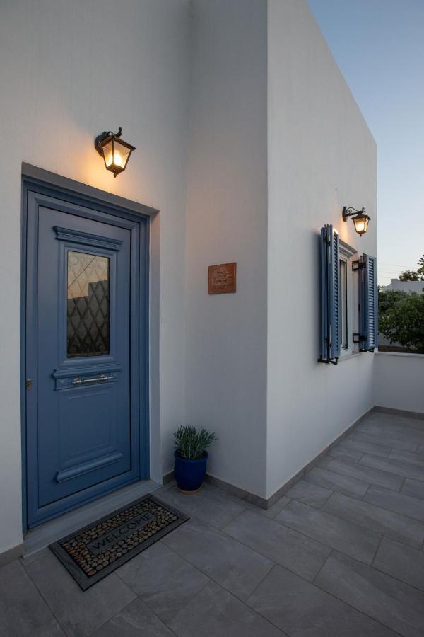 Ruby'S Summer House With Spacious Garden And Free Parking Gavrio Exterior photo