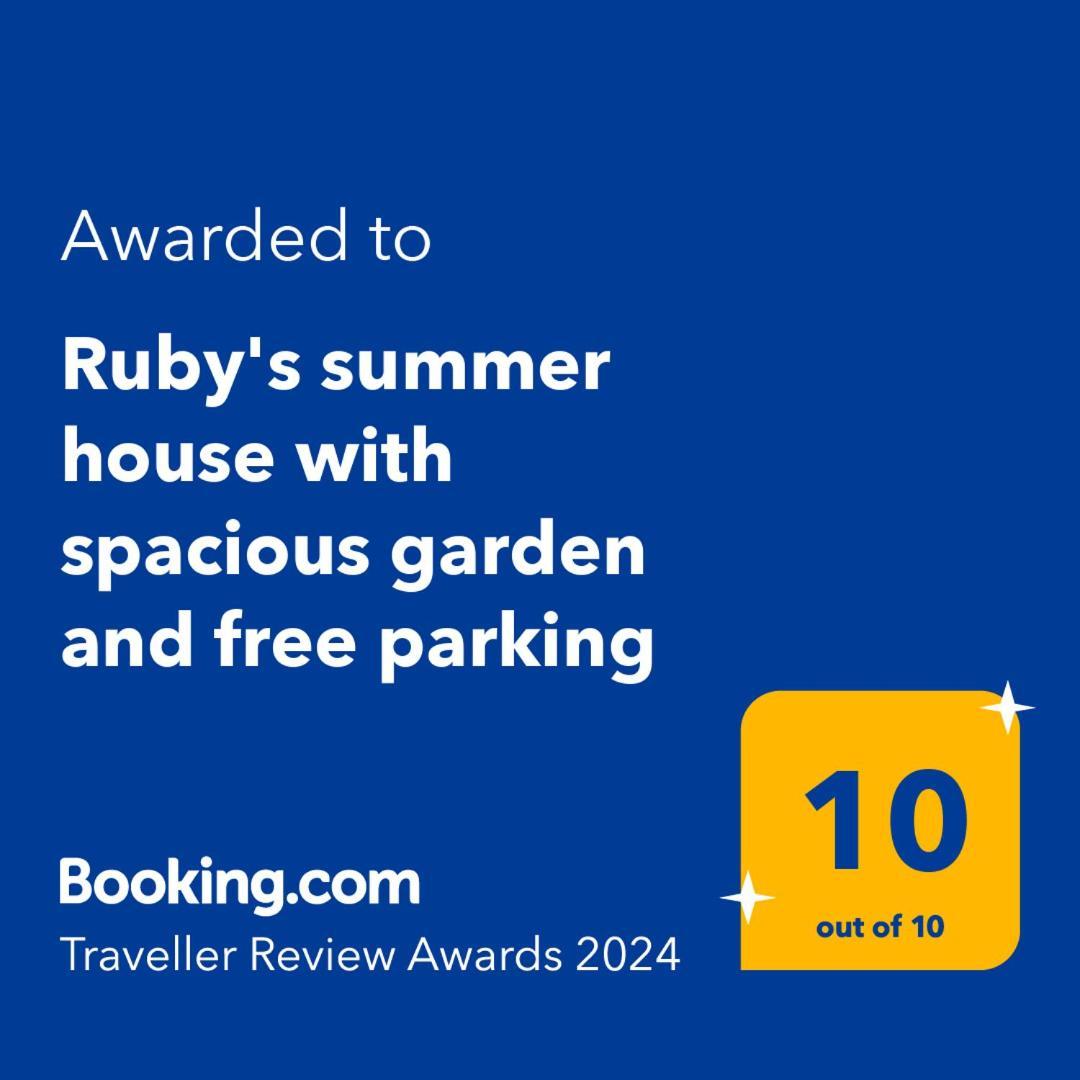 Ruby'S Summer House With Spacious Garden And Free Parking Gavrio Exterior photo